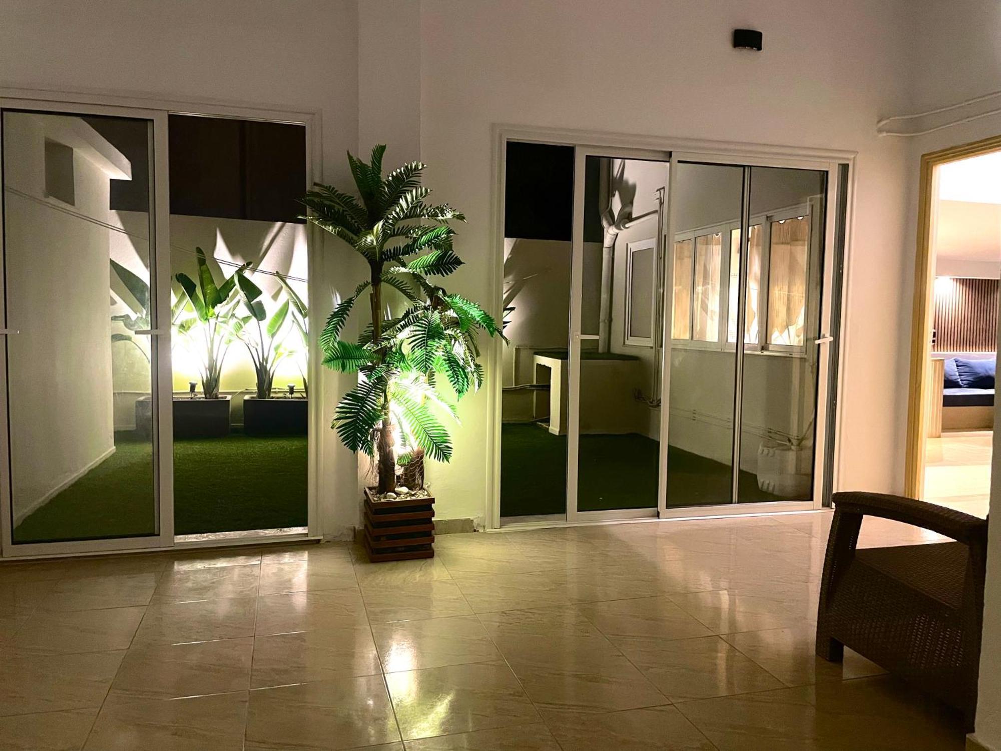 Elegant Relaxing Oasis In The Heart Of Sfax Apartment Exterior foto